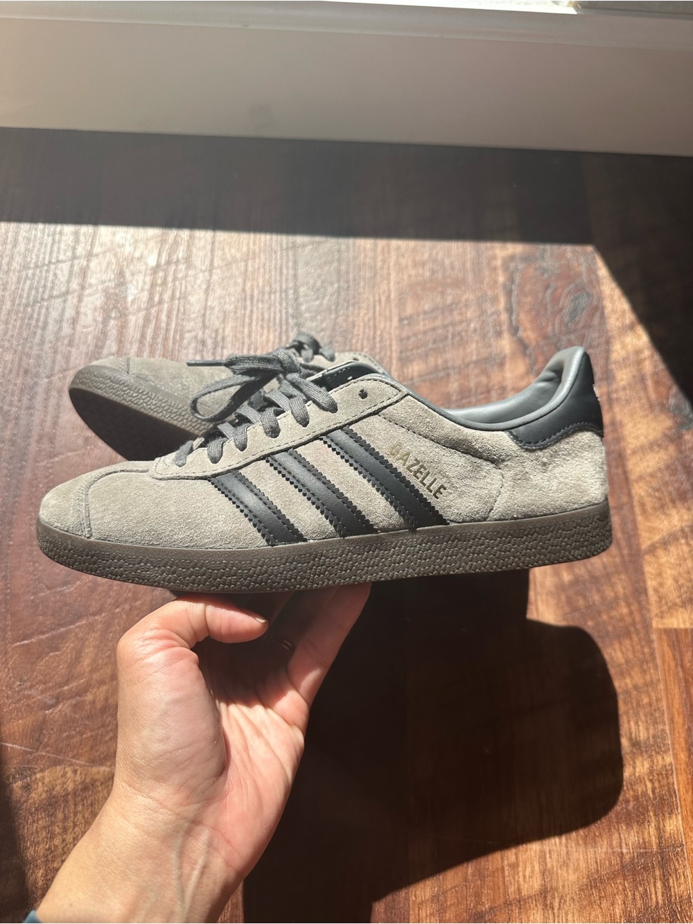 adidas Gazelle Suede Sneakers in Grey four/ Core black/ Gum colorway